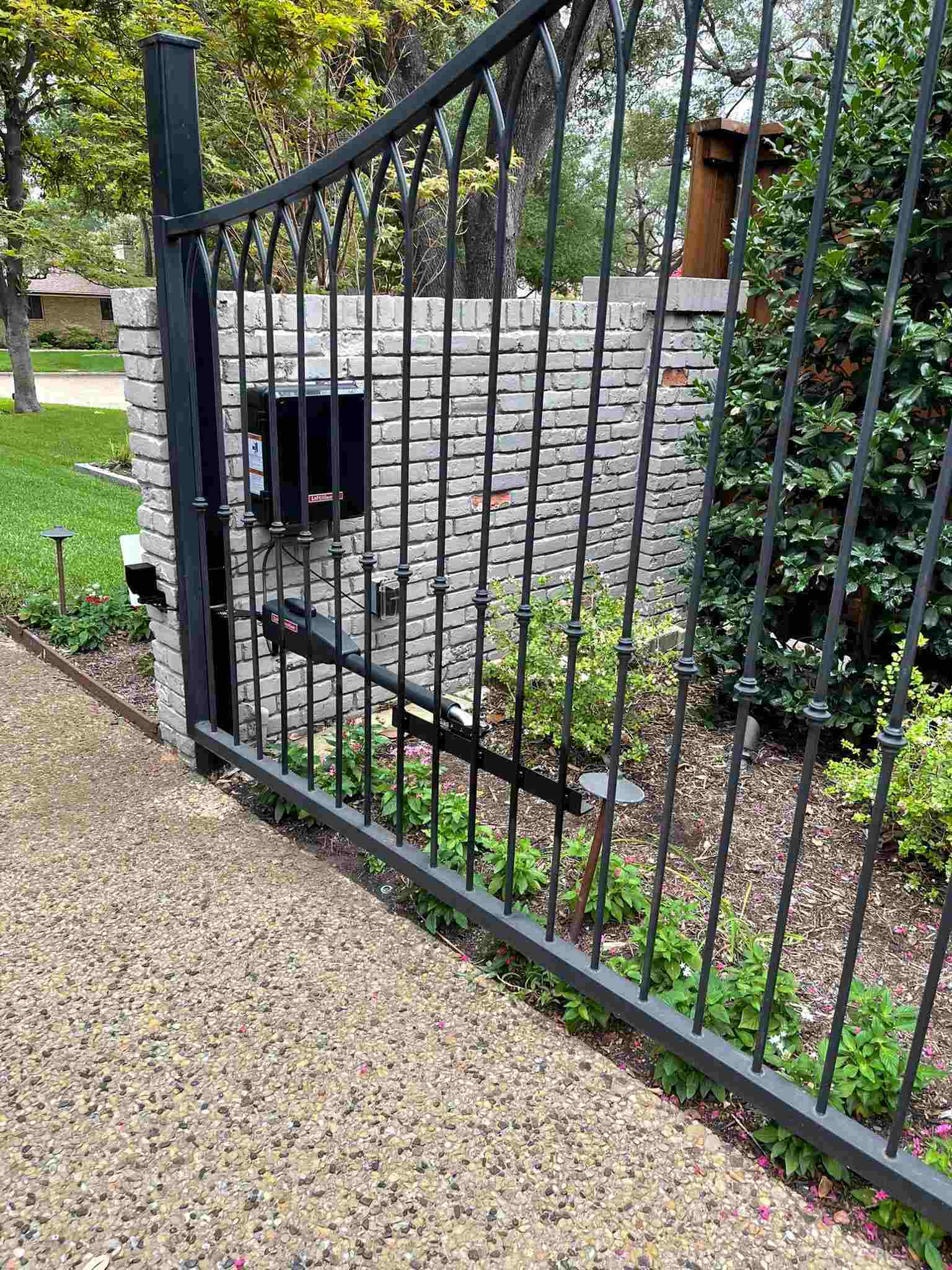 Garrett's Gates and Garage Doors
